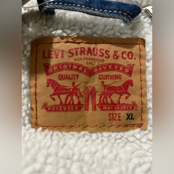 Levi’s Ex-Boyfriend Sherpa jacket - Picture 5 of 5